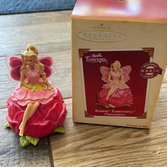 Hallmark Barbie Fairytopia 2005 Ornament - Picture 2 of 7
